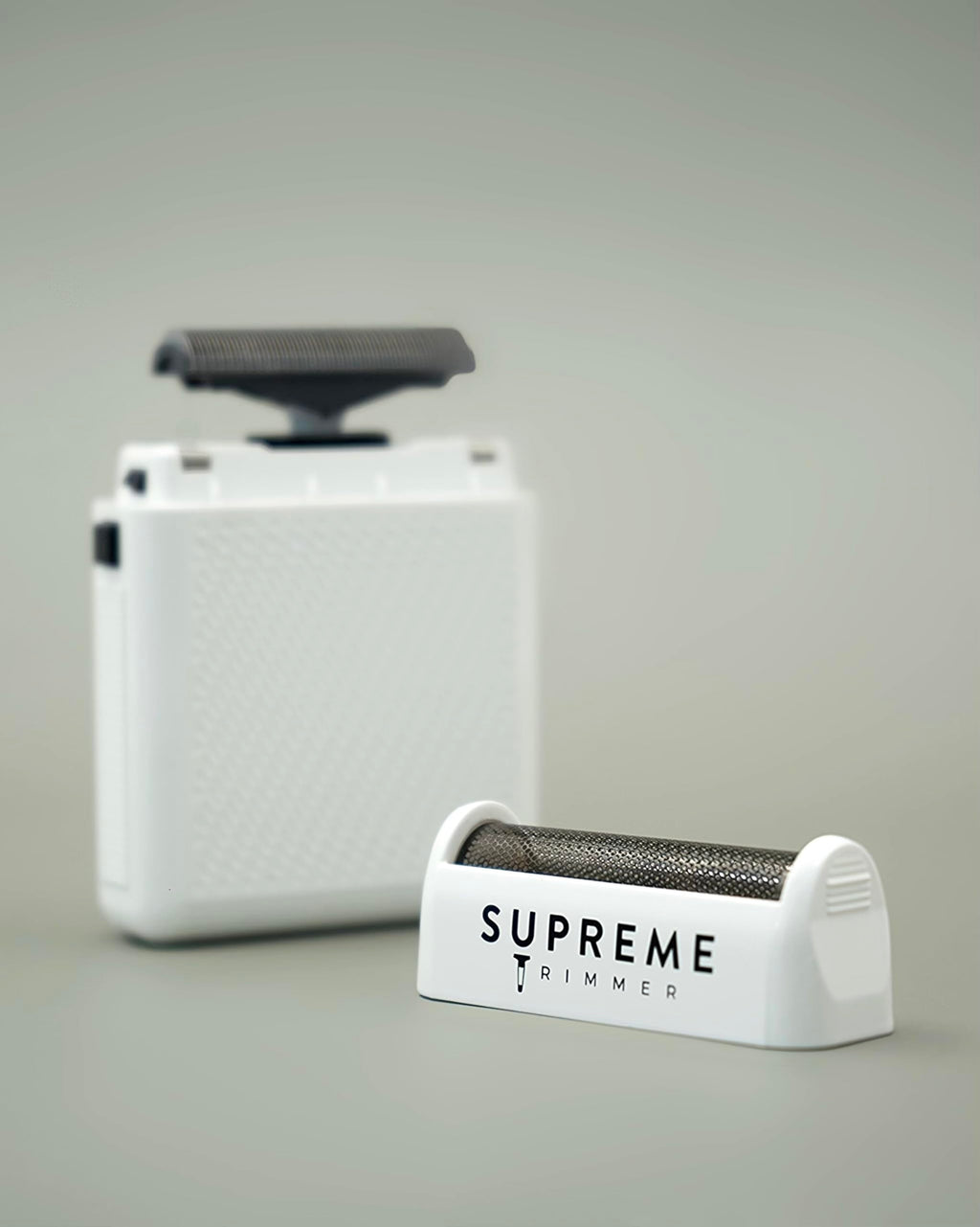 Supreme Trimmer Solo STF101 Herren-Einzelfolienrasierer (150 Minuten Laufzeit), kabellos, leistungsstark, USB-C-Mini-Größe, Reiserasierer für Friseure und Zuhause, Schwarz