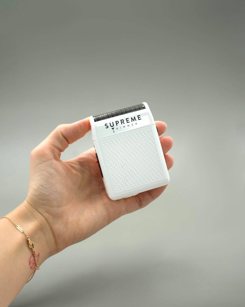 Supreme Trimmer Solo STF101 Herren-Einzelfolienrasierer (150 Minuten Laufzeit), kabellos, leistungsstark, USB-C-Mini-Größe, Reiserasierer für Friseure und Zuhause, Schwarz