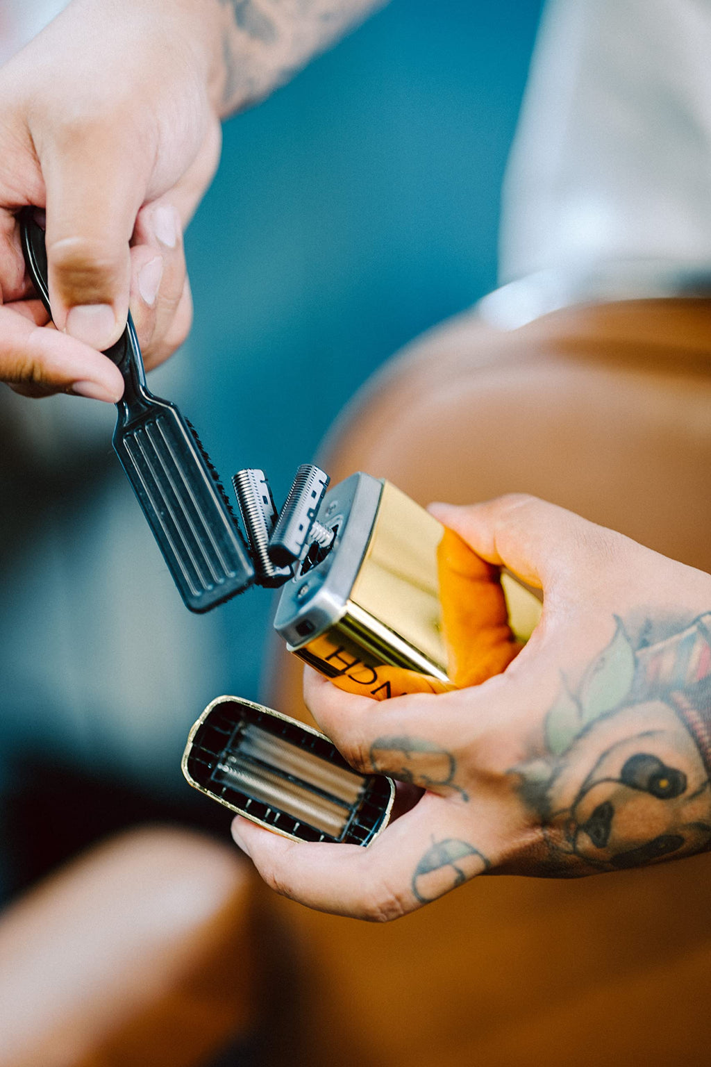 Supreme Trimmer STF602 Elektrorasierer für Herren, Nass-/Trockenrasierer für Herren, Schwarz – Crunch