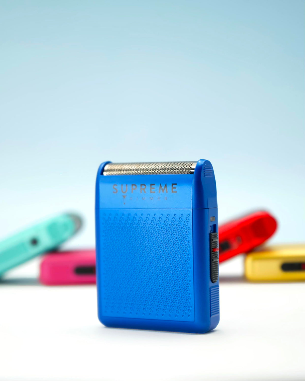 Supreme Trimmer Solo STF101 Herren-Einzelfolienrasierer (150 Minuten Laufzeit), kabellos, leistungsstark, USB-C-Mini-Größe, Reiserasierer für Friseure und Zuhause, Schwarz